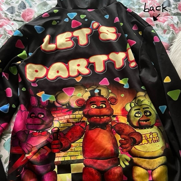 Five Nights at Freddy's Hoodie - Picture 5 of 5